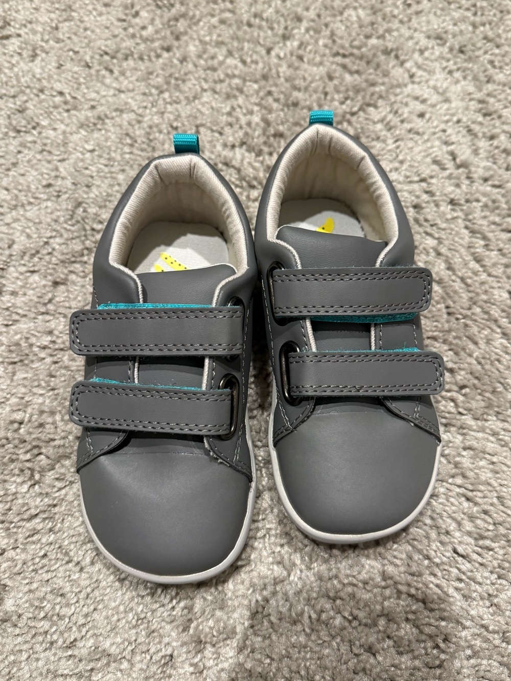 NIB Ten Little Shoes